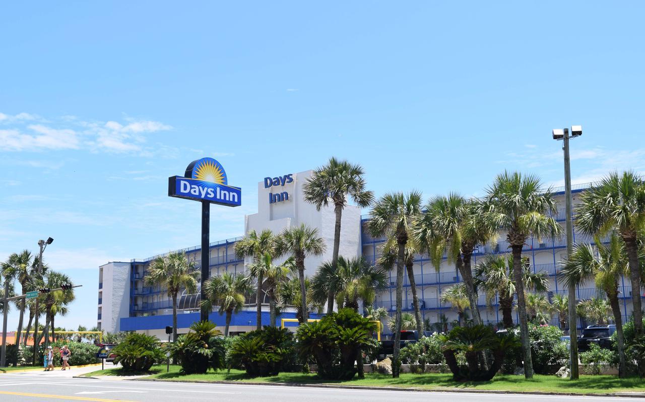 Days Inn By Wyndham Panama City Beach/Ocean Front Exterior foto